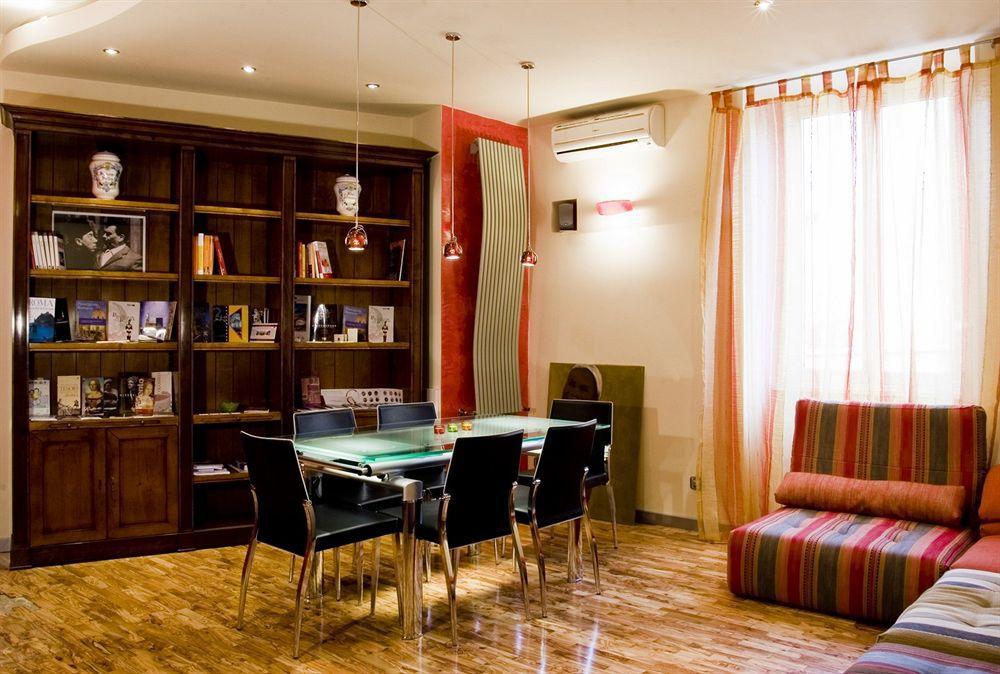 Orlando Innamorato B&B Roma Exterior foto